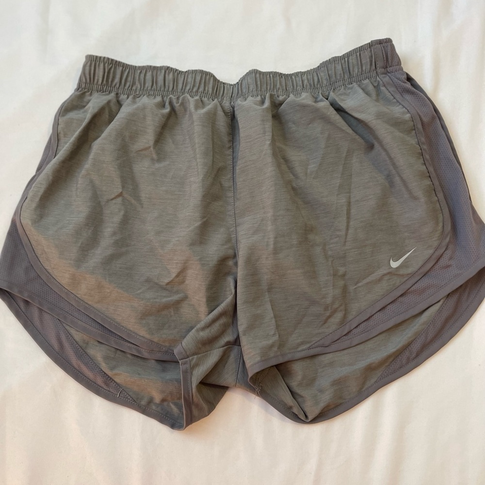 NIKE DRI-FIT shorts grey size L